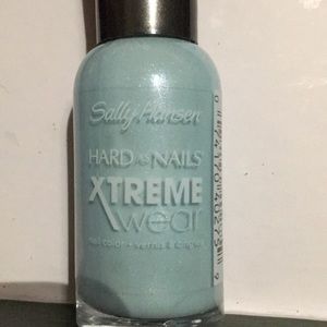 Xtreme wear nail polish